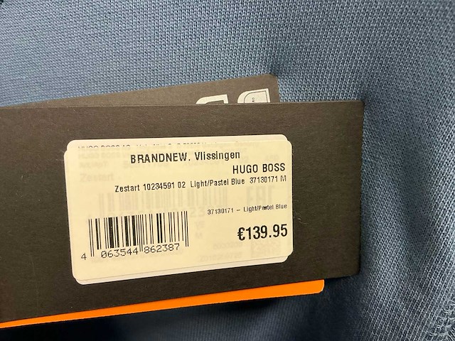 Partij diverse hugoboss/armaniexchange/calvinklein/lyle&scott heren truien (37x) - afbeelding 8 van  24