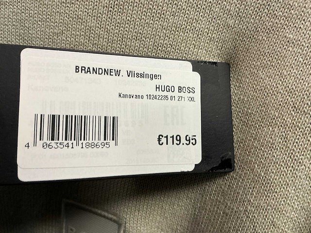 Partij diverse hugoboss/armaniexchange/calvinklein/lyle&scott heren truien (37x) - afbeelding 11 van  24