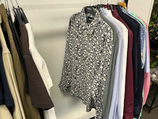 Partij diverse hugoboss/tommyjeans/purepath/calvinklein/etc heren kleding (39x) - afbeelding 5 van  42