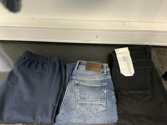 Partij diverse hugoboss/tommyjeans/purepath/calvinklein/etc heren kleding (39x) - afbeelding 23 van  42