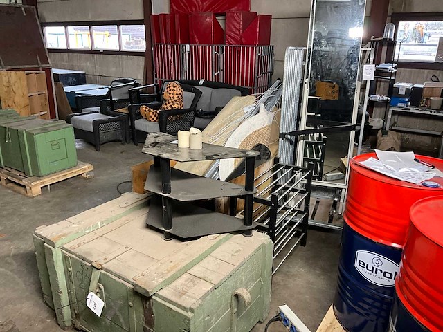 Partij diverse huisraad - afbeelding 1 van  3