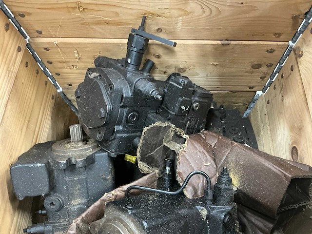 Partij diverse hydraulic pompen - afbeelding 4 van  7