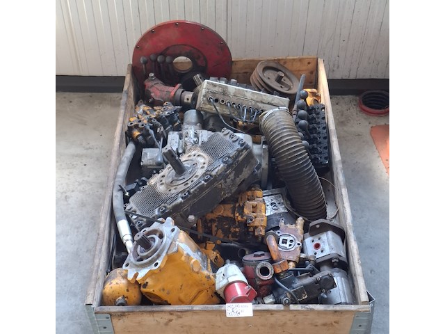 Partij diverse hydraulische pompen - afbeelding 11 van  17