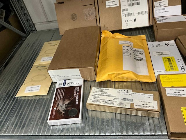 Partij diverse ict items (37x) - afbeelding 8 van  13