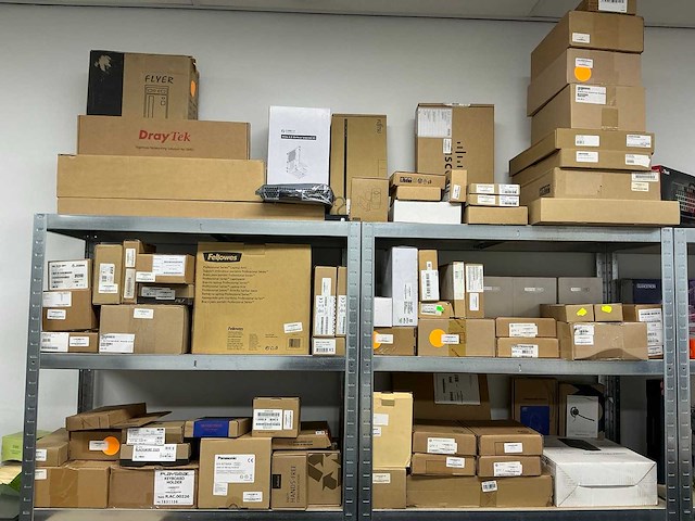 Partij diverse ict items (75x) - afbeelding 1 van  19