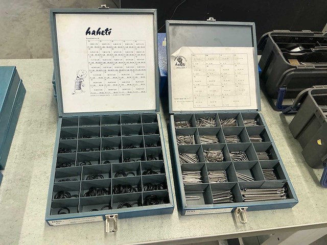 Partij diverse ijzerwaren en klein materiaal - afbeelding 8 van  11