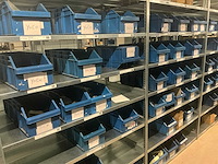 Partij diverse ijzerwaren - afbeelding 1 van  12
