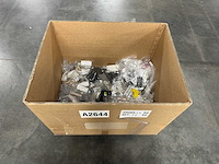 Partij diverse industriële elektra koppelingen & connectoren - afbeelding 1 van  7