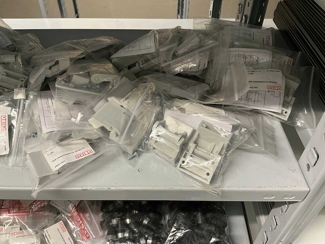 Partij diverse installatie benodigdheden - afbeelding 19 van  41