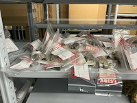 Partij diverse installatie benodigdheden - afbeelding 35 van  41