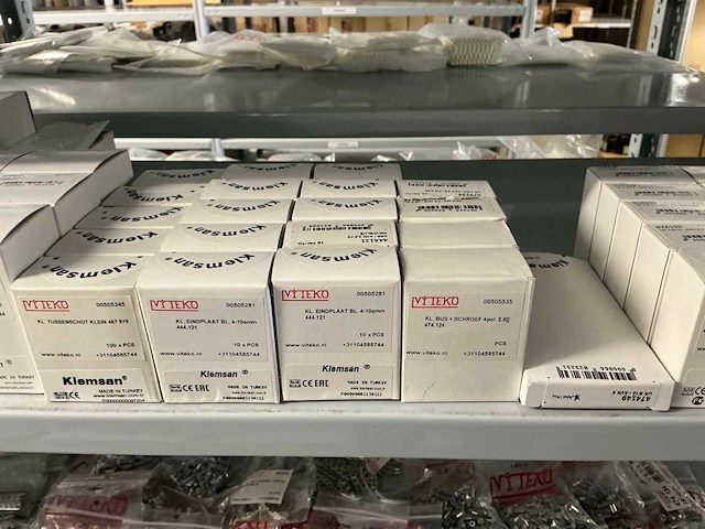 Partij diverse installatie benodigdheden - afbeelding 10 van  16