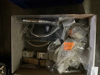 Partij diverse installatie materialen - afbeelding 2 van  3