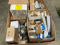 Partij diverse installatie materialen - afbeelding 2 van  3