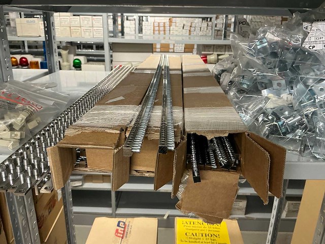 Partij diverse installatie materialen - afbeelding 7 van  17