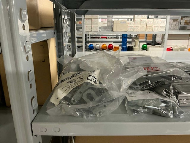 Partij diverse installatie materialen - afbeelding 17 van  17