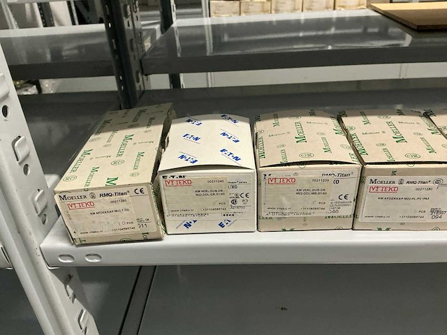 Partij diverse installatie materialen - afbeelding 30 van  56