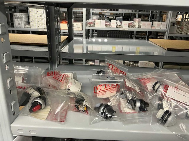 Partij diverse installatie materialen - afbeelding 39 van  56