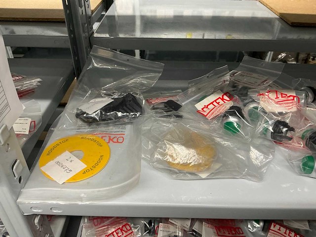 Partij diverse installatie materialen - afbeelding 40 van  56