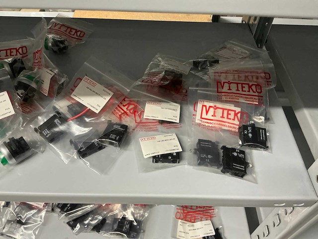 Partij diverse installatie materialen - afbeelding 43 van  56