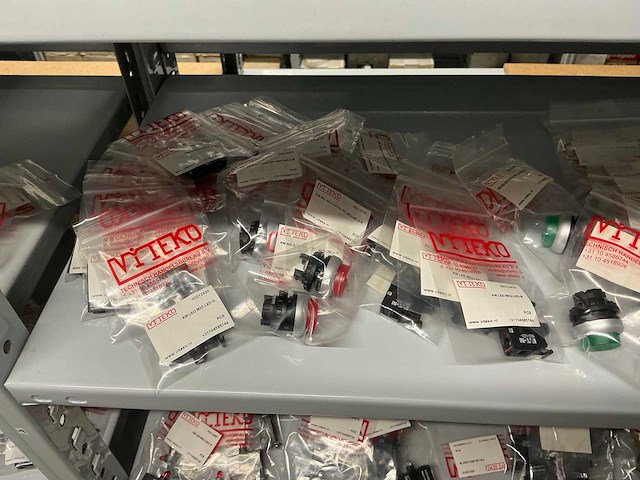 Partij diverse installatie materialen - afbeelding 46 van  56