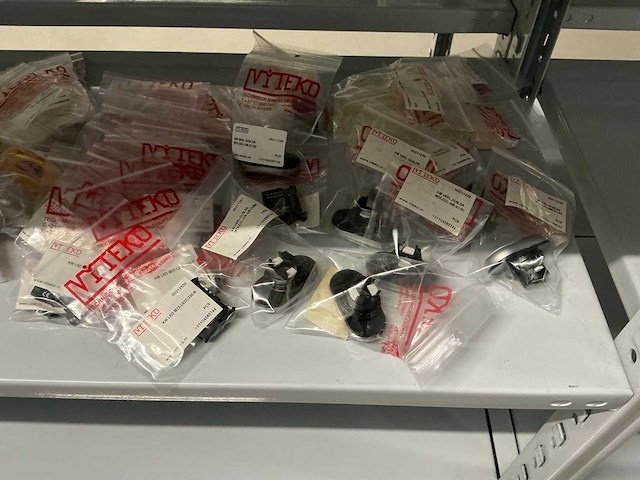 Partij diverse installatie materialen - afbeelding 50 van  56