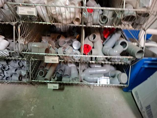 Partij diverse installatiemateriaal - afbeelding 27 van  34