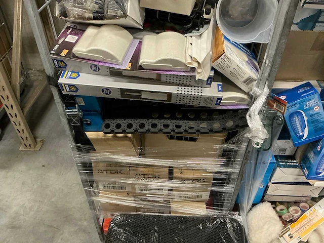Partij diverse items - afbeelding 13 van  20
