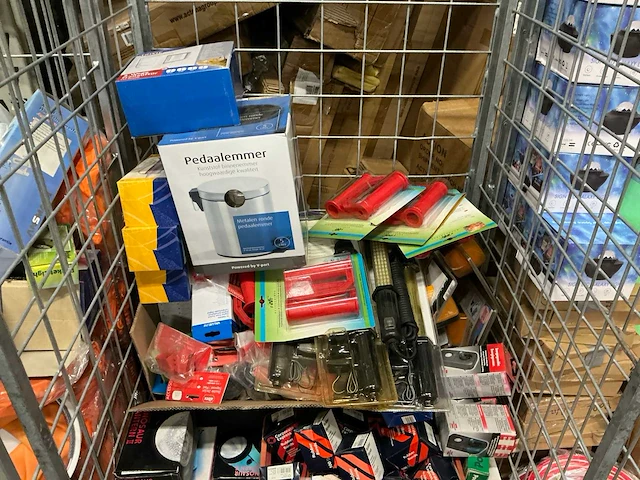 Partij diverse items - afbeelding 20 van  20
