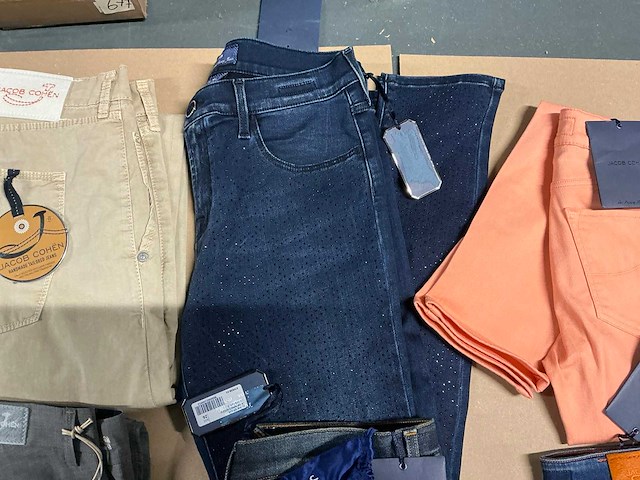 Partij diverse jacob cohen dames & heren broeken (57x) - afbeelding 2 van  20