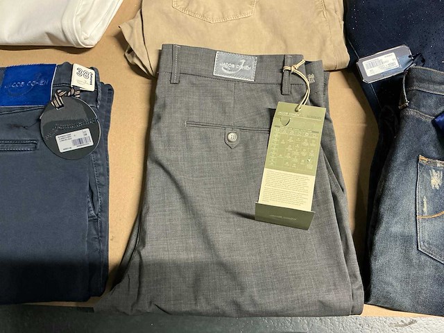 Partij diverse jacob cohen dames & heren broeken (57x) - afbeelding 6 van  20