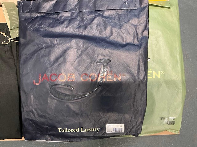 Partij diverse jacob cohen dames & heren broeken (57x) - afbeelding 14 van  20