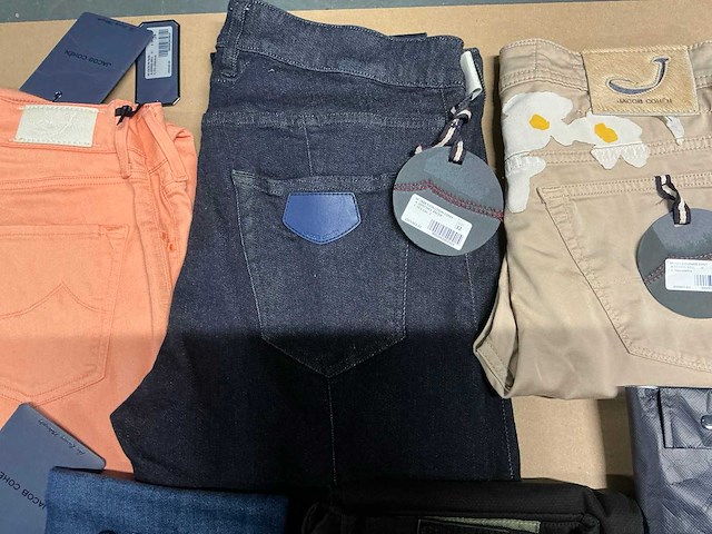 Partij diverse jacob cohen dames & heren broeken (57x) - afbeelding 18 van  20