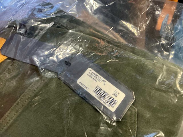 Partij diverse jacob cohen jeans dames/heren (67x) - afbeelding 11 van  13