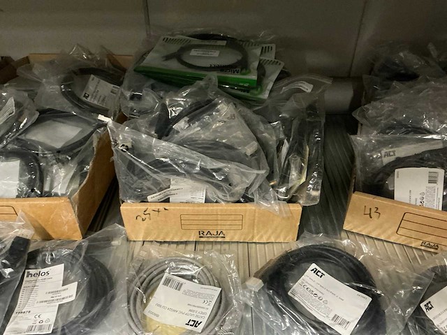 Partij diverse kabels (174x) - afbeelding 6 van  9