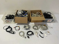 Partij diverse kabels - afbeelding 1 van  13