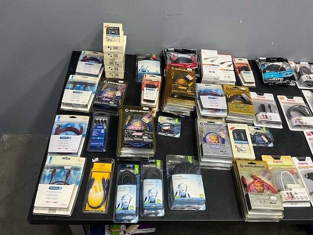 Partij diverse kabels - afbeelding 2 van  15