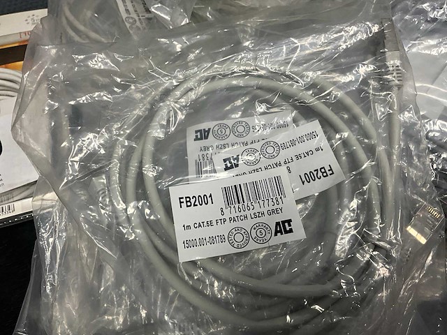 Partij diverse kabels - afbeelding 11 van  11