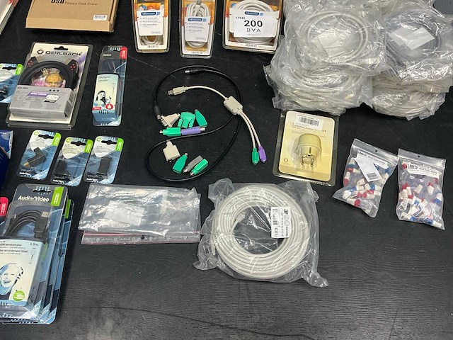 Partij diverse kabels - afbeelding 9 van  11