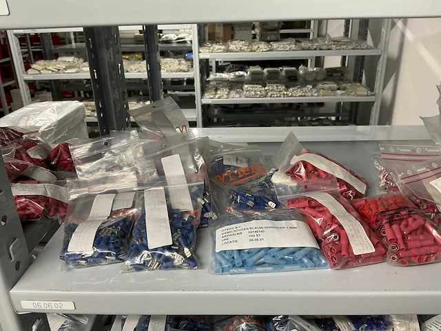 Partij diverse kabelschoenen - afbeelding 21 van  41