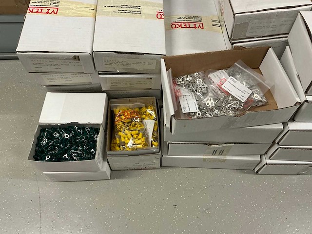 Partij diverse kabelschoenen - afbeelding 11 van  14