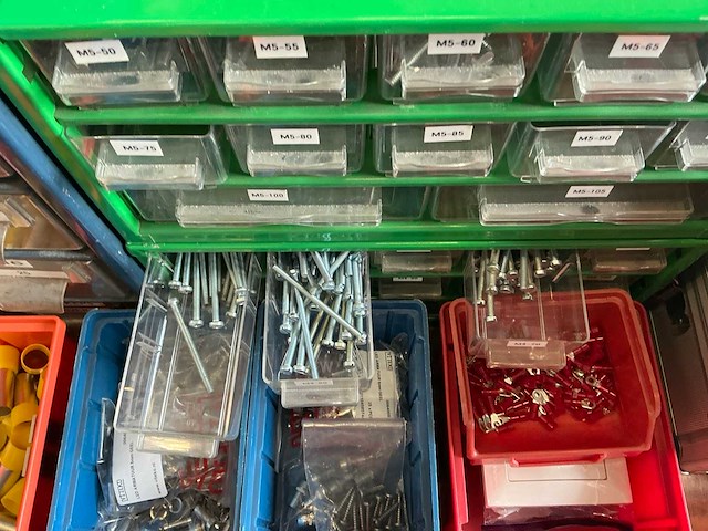 Partij diverse kabelschoenen/bouten/etc - afbeelding 3 van  15