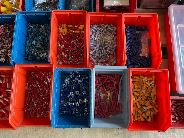 Partij diverse kabelschoenen/bouten/etc - afbeelding 10 van  15