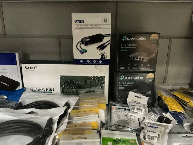 Partij diverse kabels/overige ict (125x) - afbeelding 13 van  14