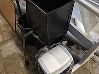Partij diverse kantoorinventaris, o.a. coolfair, power trim - afbeelding 8 van  17