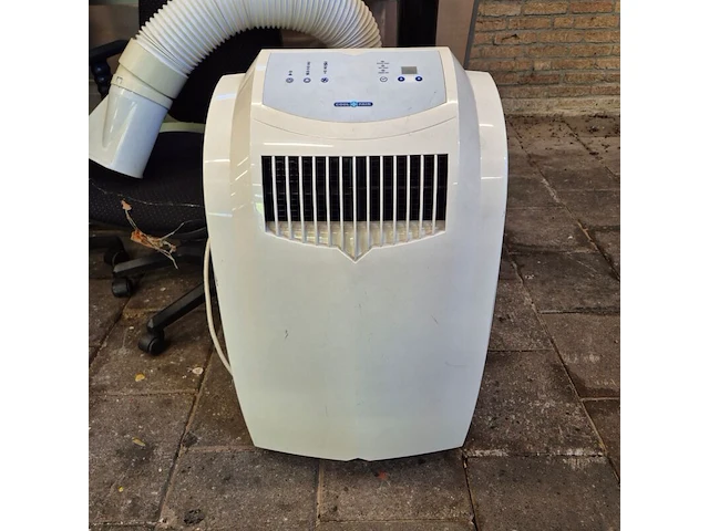 Partij diverse kantoorinventaris, o.a. coolfair, power trim - afbeelding 12 van  17