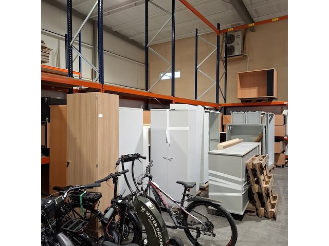 Partij diverse kasten en dergelijke, o.a. ikea, acta - afbeelding 1 van  16