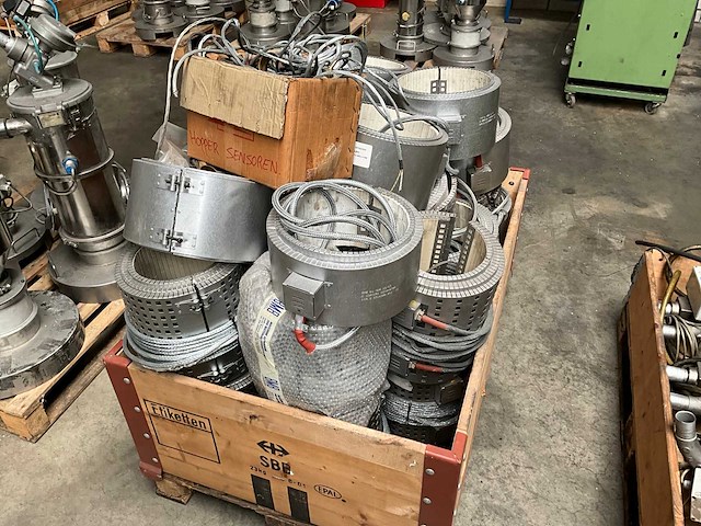 Partij diverse keramische verwarmingsbanden - afbeelding 4 van  6