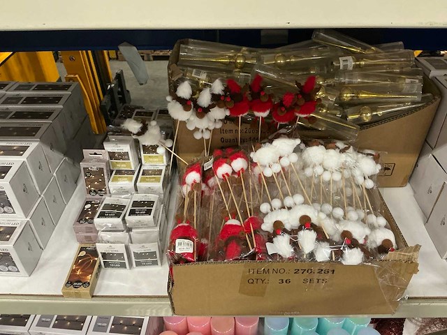 Partij diverse kerst accessoires (282x) - afbeelding 1 van  10