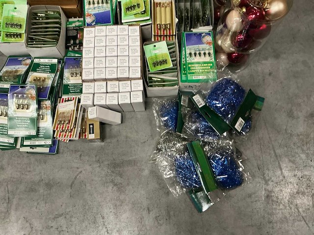 Partij diverse kerstartikelen (324x) - afbeelding 5 van  5