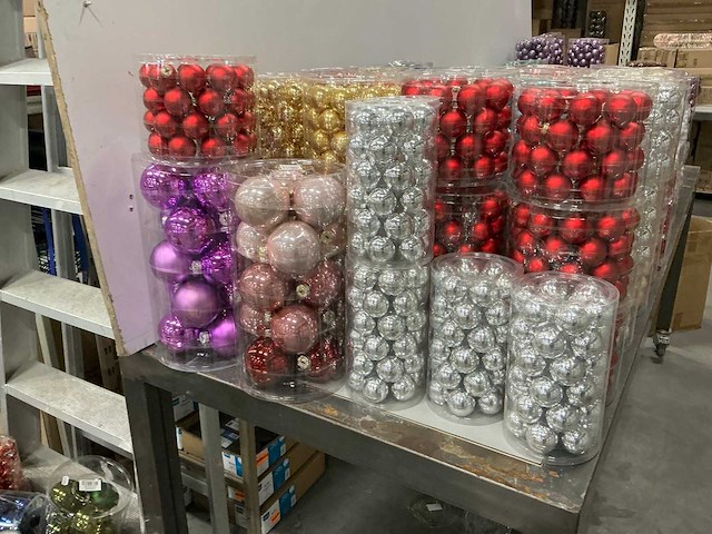 Partij diverse kerstballen (145 verpakkingen) - afbeelding 11 van  31